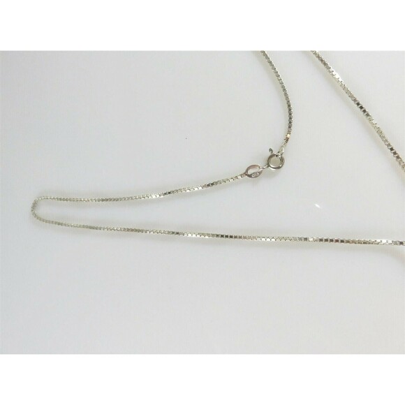 Unusual 3D Apple Pendant with 20" Box Chain Sterling Silver Necklace - Picture 4 of 12